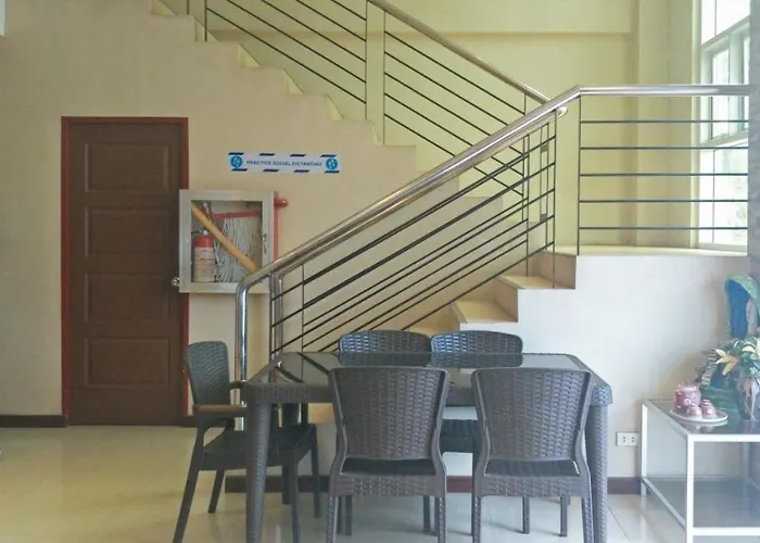 Reddoorz Near Talisay District Hospital Candulawan