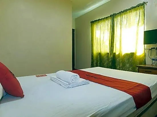 Reddoorz Near Talisay District Hospital 2* Candulawan